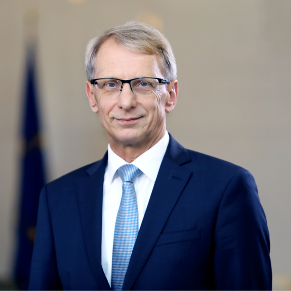 акад. Николай Денков